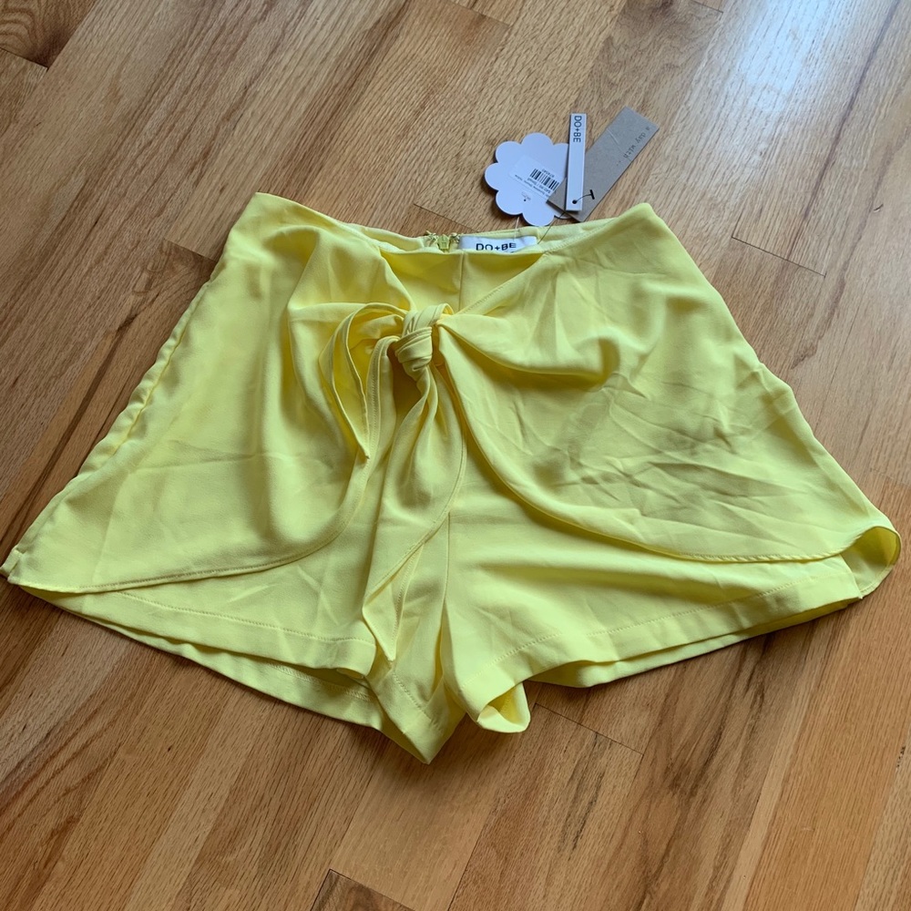 Shophopes yellow knot tie front shorts